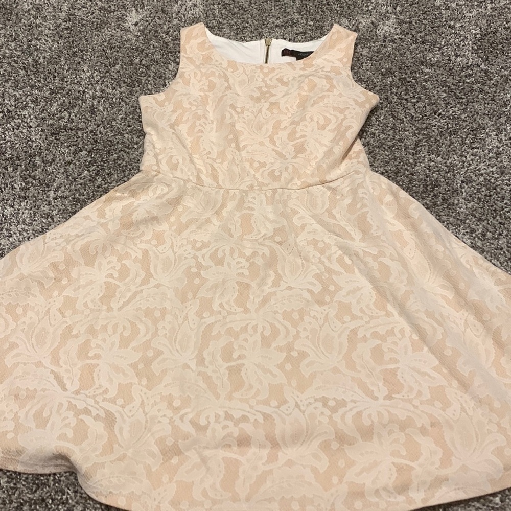 Pink cream dress with lace